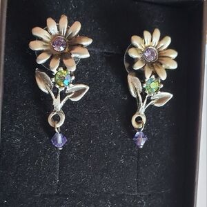 Vtg. Sun Flower🌻 Stud Earrings